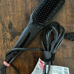 Amika Polished Perfection Hair Straightening Brush Flat Thermal Iron Black